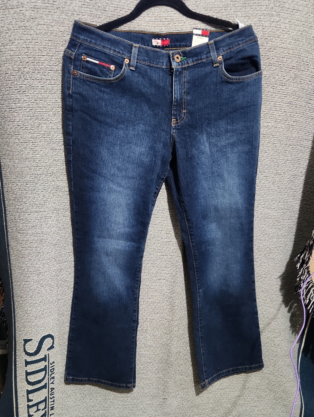 Tommy Hilfiger Women's Boot Cut Jeans in Dark Blue Denim